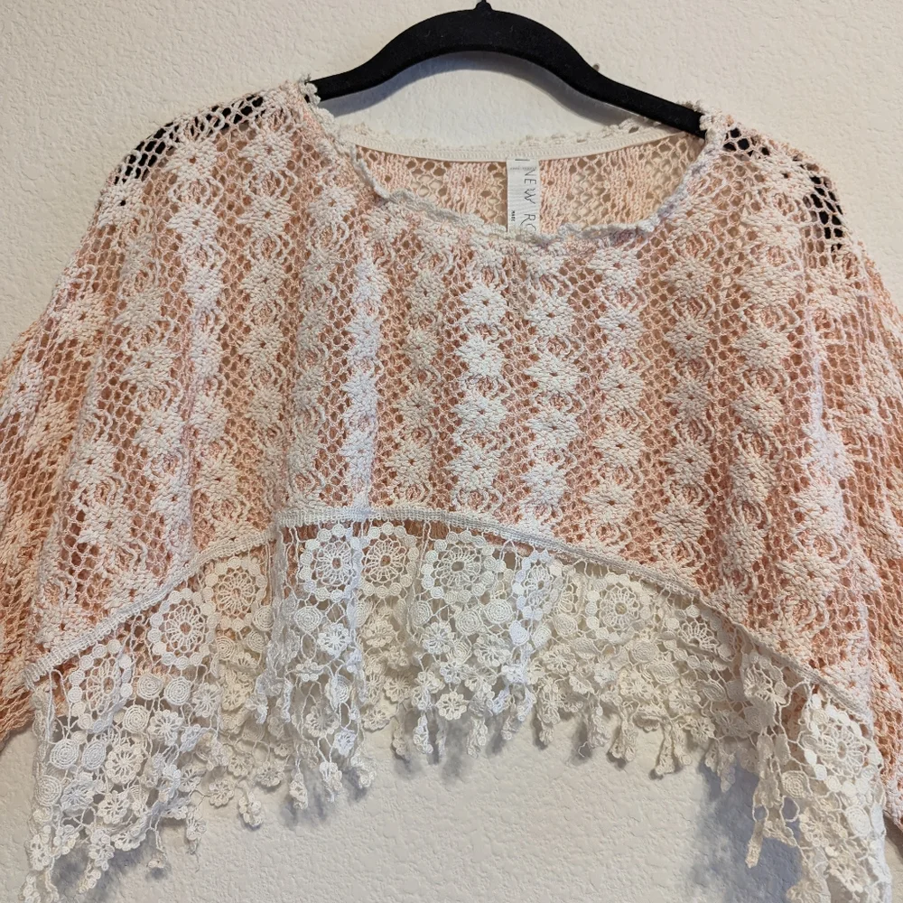 Free People New Romantics Heirloom Rashele Cropped crocheted Long Sleeve Size XS